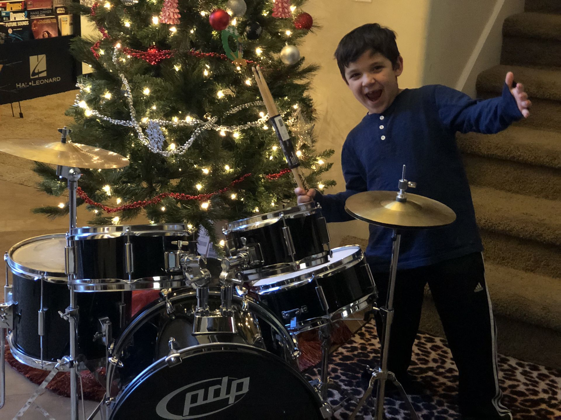 PDP Jr Drum set - Perfect Christmas Gift! Including Free drum sticks!