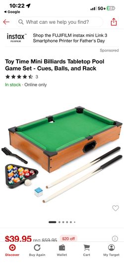 Mini pool table