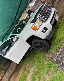 2015 GMC Canyon Crew Cab • Pickup 4D 6 ft