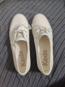 Keds Cream Canvas Lace-Up Sneakers