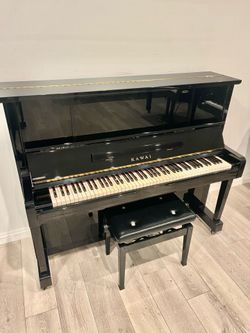 Built in 2000 Japan Kawai 48” Upright piano Free delivery and tuning