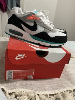 Woman’s nike Shoes 