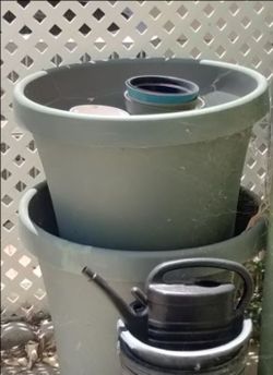 2  Med / Lrg Planter pots plastic