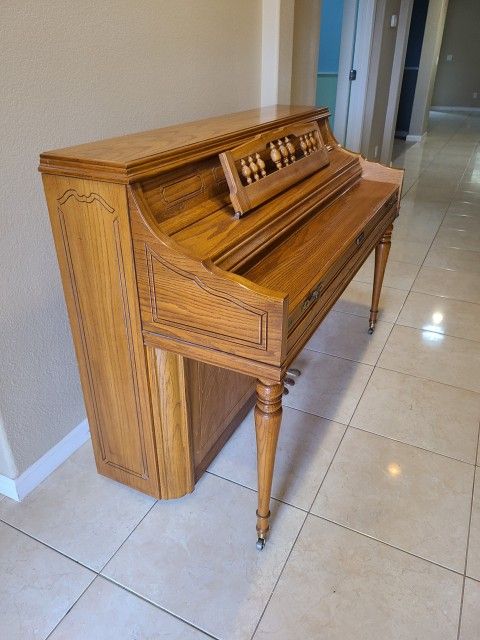 Kimball Piano