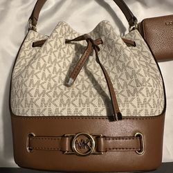 Handbag and matching Wallet 