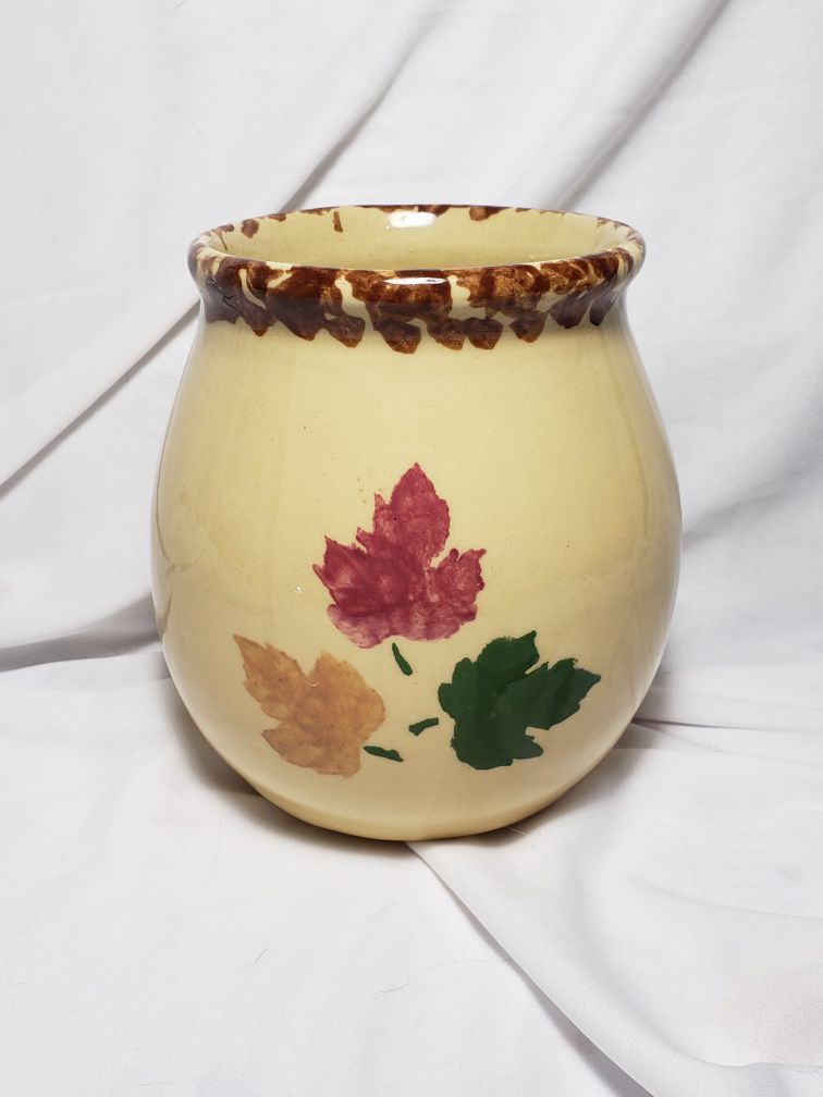 Alpine pottery fall vase from Roseville Ohio