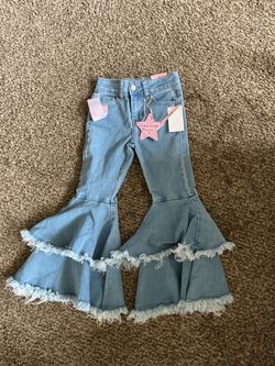 Girls size 6 bell bottoms denim jeans