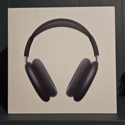 Apple AirPods Max Headphones Midnight Black, USB-C, SEALED BOX BLACK FRIDAY!