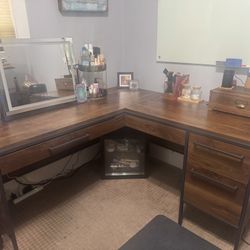 Corner L Shaped Wood Desk