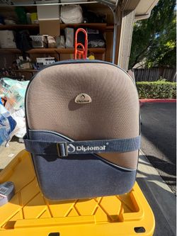 Diplomat carry on luggage
