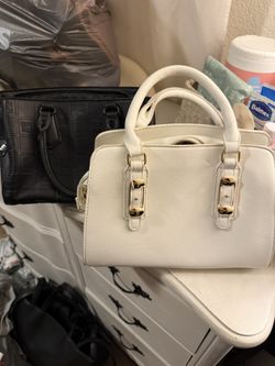 2 Purses 