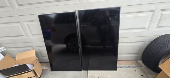 Free 2 Samsung 50' Smart TV'S