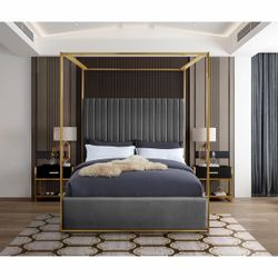Luxury Queen Canopy Bed Frame Brand New In Box