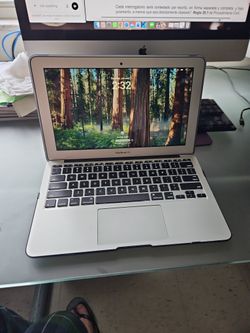 MacBook Air 2015 12 Inches $250