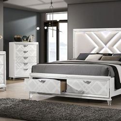 Brand New White 4pc Queen Bedroom Set (Available In California & Eastern King)