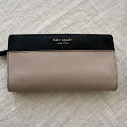 Kate Spade Wallet 