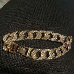 Cuban link gold bracelet 