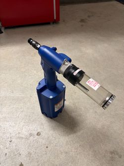 Lobster AR-2000HV Pneumatic Rivet Tool