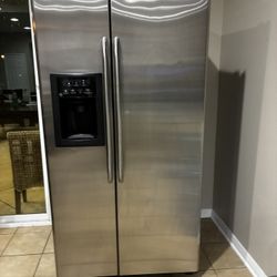 G And E Refrigerator 