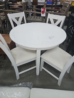5 piece Dinning table