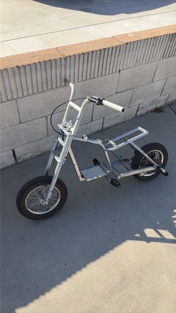 Razor frame
