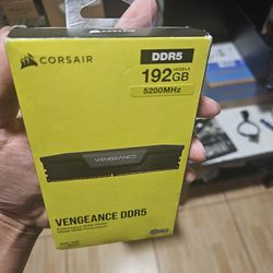 Corsair Vengeance 192GB (16gb × 4) 5200 MT/s 