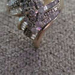 Beautiful Cluster diamond ring