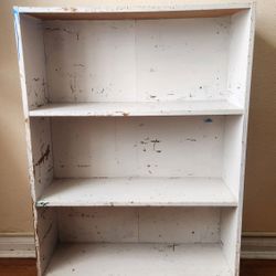Sturdy Wood Shelf 