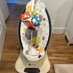 4moms mamaRoo Baby Swing 