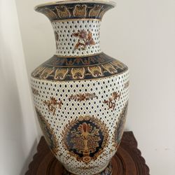 Collectible / decorative Vase