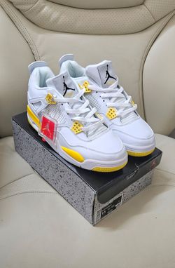 Jordan 4 Retro