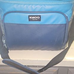 IGLOO SOFT COOLER BAG LIKE NEW