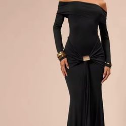Chic Black One-Shoulder Dress