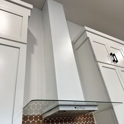 GE CAFÉ 36" Wall-Mount Kitchen Glass Canopy Chimney Hood