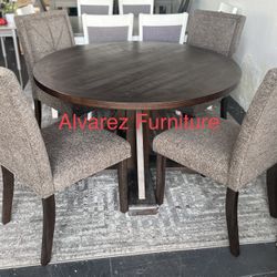 Round Dining Table Set