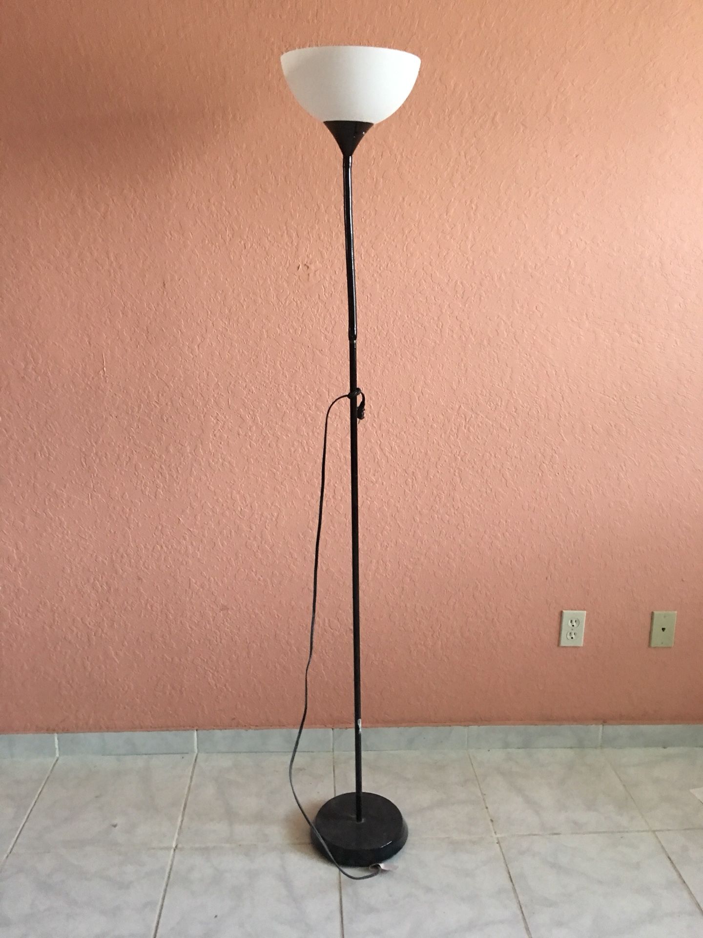 floor lamp