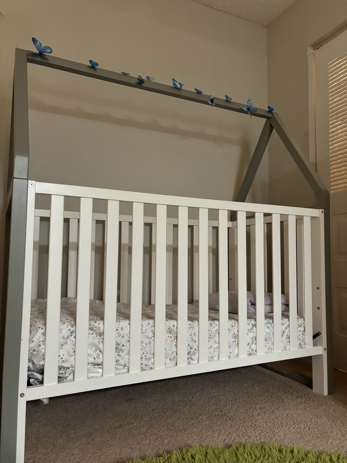 Crib With Mattress