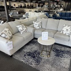 New Sofa & Loveseat. 🚚WE DELIVER🚚