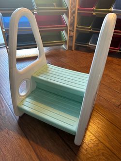 Toddler Step Stool with Dual Handles