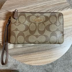 Wallet In Signature Canvas
