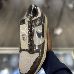 Nike Dunk Low Baroque Brown