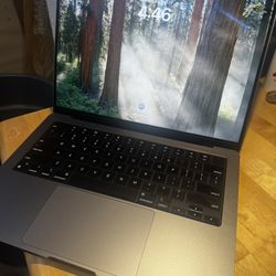 MacBook Pro 14 1tb