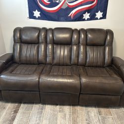 Dual Recliner Sofa - Barely Used -$1000