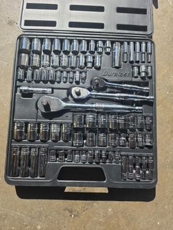 Duralast Socket and Ratchet Set