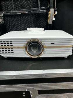 Optoma UHD65 4K DLP Projector
