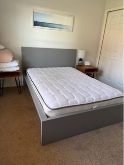 Full size bed