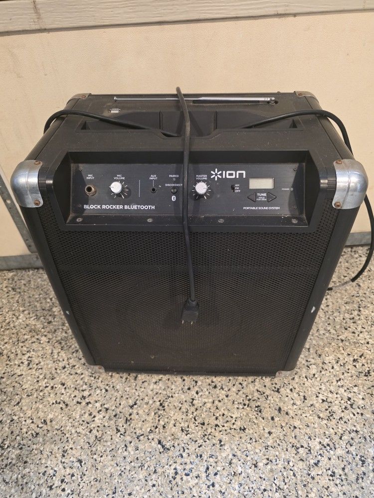 Ion Bluetooth Speaker (Works When IS Plug In )(BEST OFFER TAKE IT HOME 