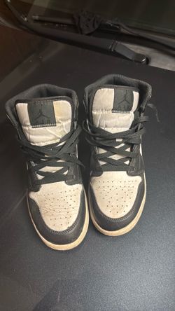 Jordan 1 Mid Panda Elephant