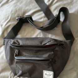 herschel fanny pack