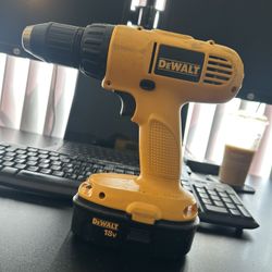 Dewalt 1/2” (13mm) VSR Cordless Drill/Driver With 18v Battery - ****Missing Charger****